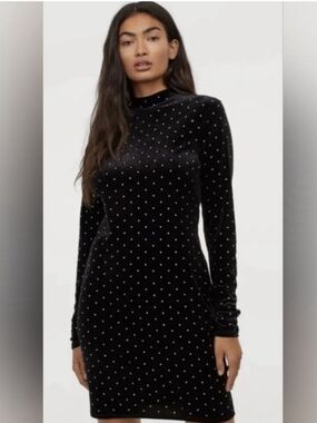 H & M-Velvet Studded Mini Open Back Dress (Black 🖤)-S